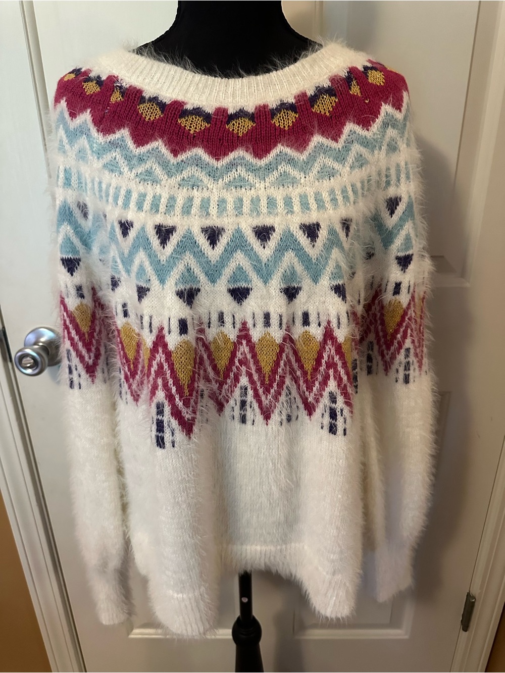 Time and Tru White Fuzzy Fair Isle Sweater with Pink, Blue and Gold Accents